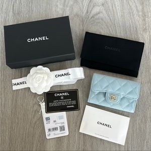 Chanel Card Wallet “caviar” baby blue. No long made in this color.